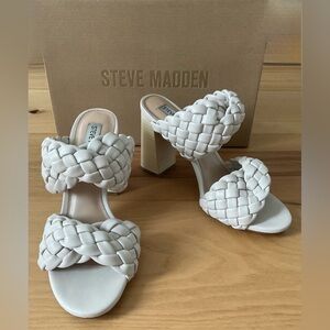 Steve Madden “Twisted Bone” Block Heel, Size 8